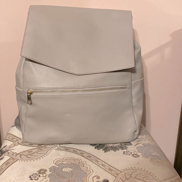 Hot Mom Baby Bag. Stylish and convenient!! - Picture 1 of 6